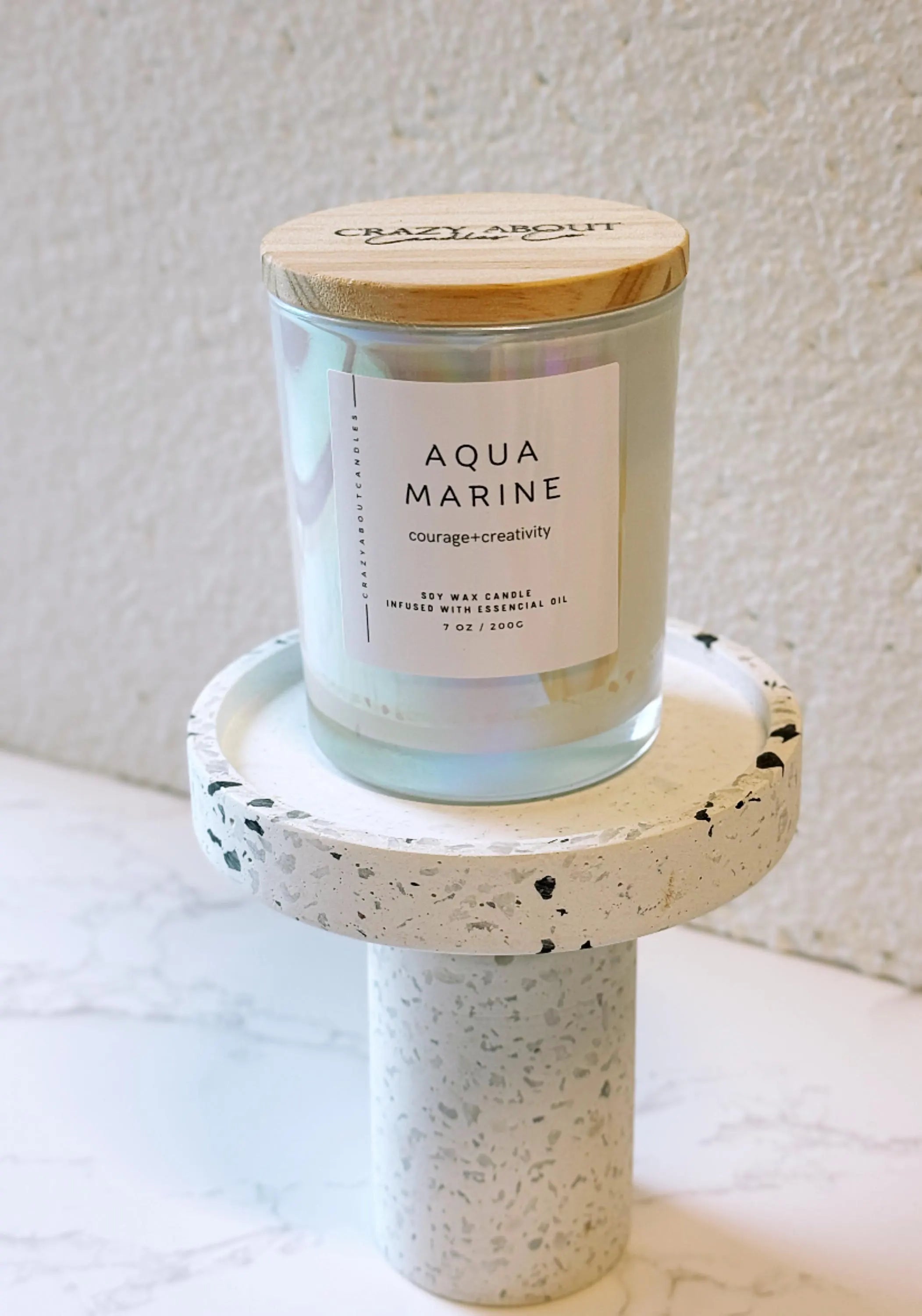 Energy Crystal Candle — Natural Soy Wax, Aromatherapy & Healing